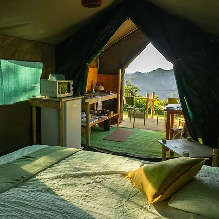 Роскошный шатер Safari Glamping Portugal Elephant