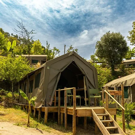 Safari Glamping Portugal Elephant Luxe tent Ventosa (Braga)