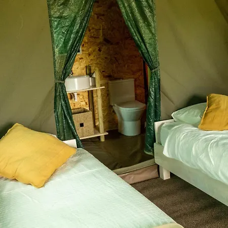 Safari Glamping Portugal Elephant Luxe tent Ventosa (Braga)