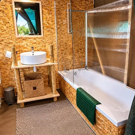 Luxe tent Safari Glamping Portugal Elephant *